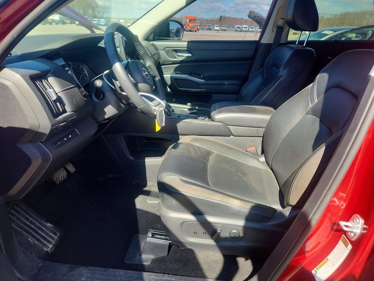Nissan Pathfinder Sl