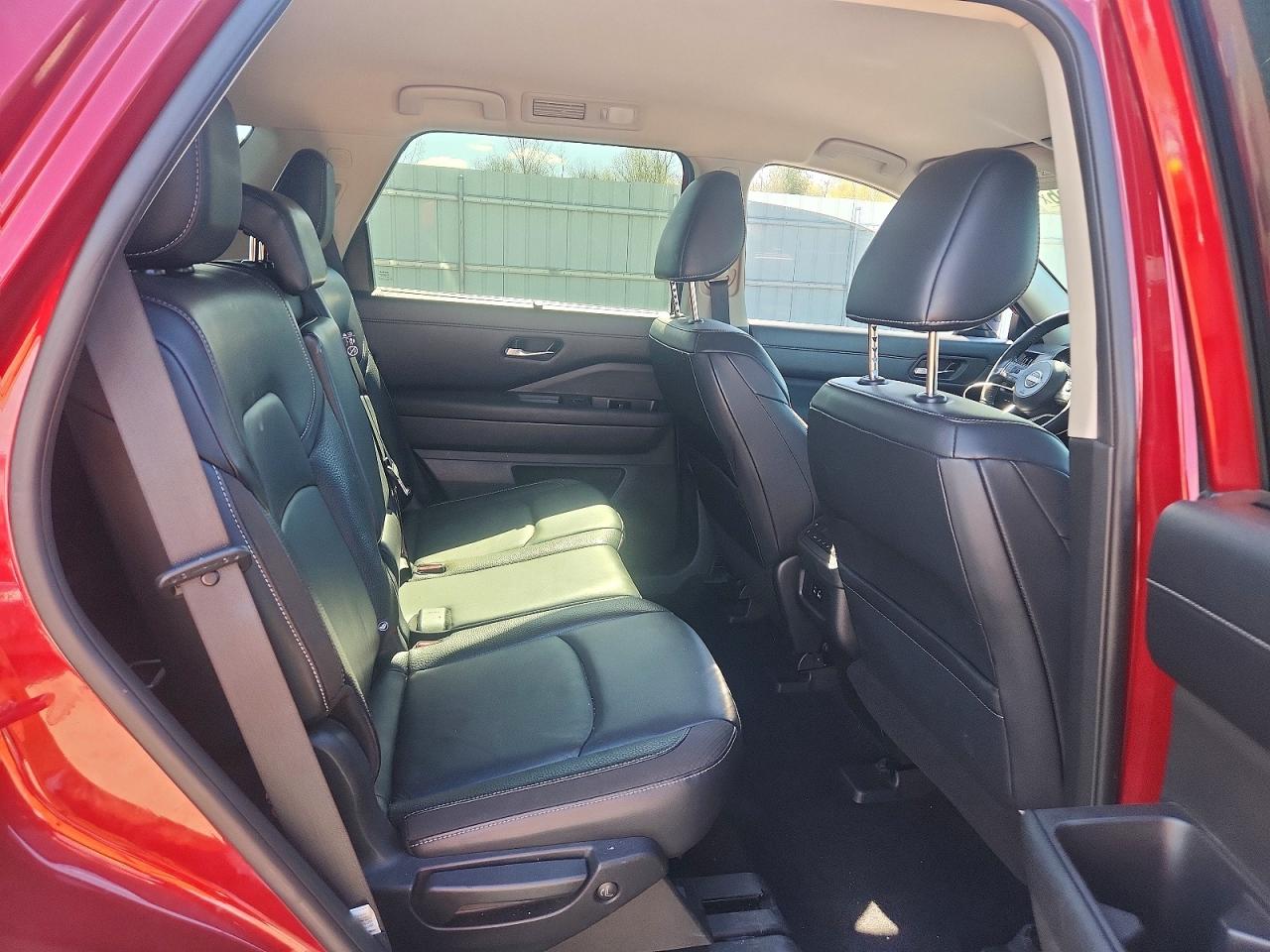 Nissan Pathfinder Sl