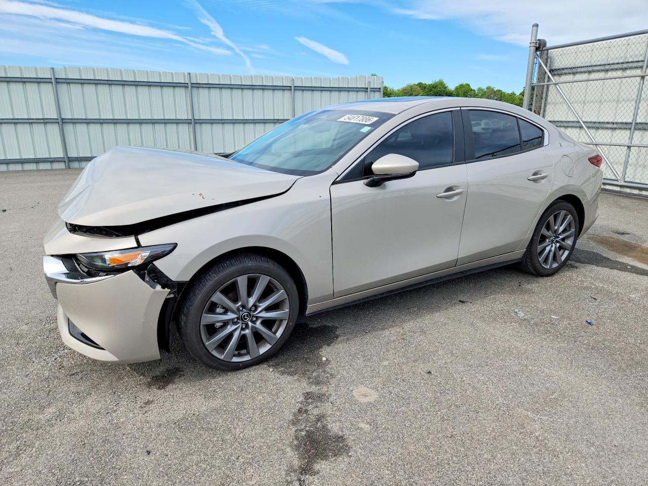 Salvage Mazda 3 Image