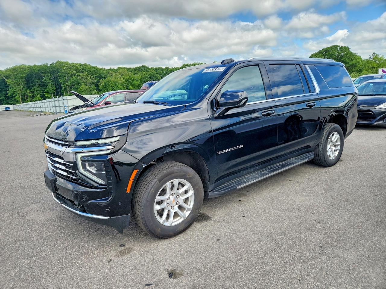 Salvage Chevrolet Suburban Image