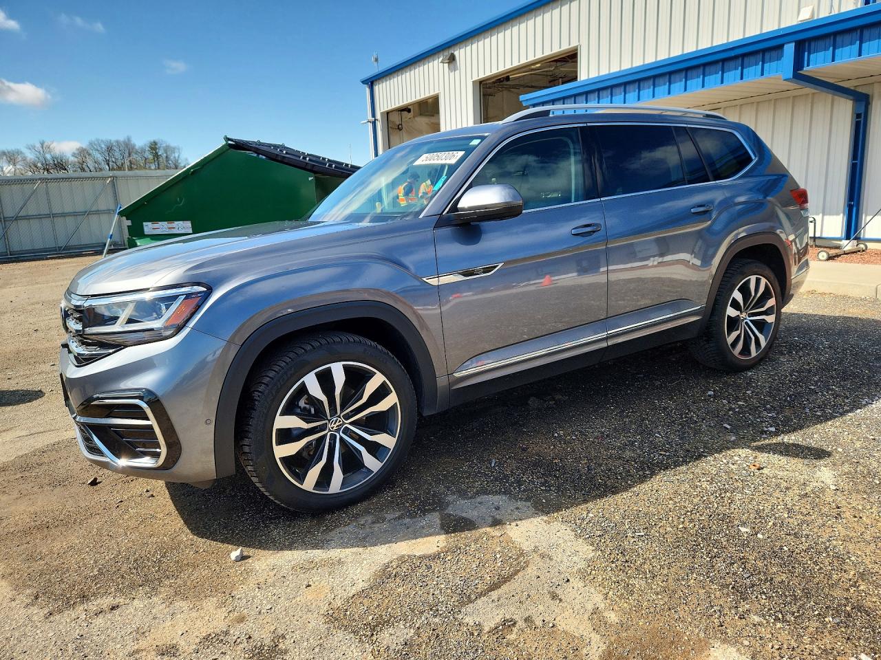 Salvage Volkswagen Atlas Image