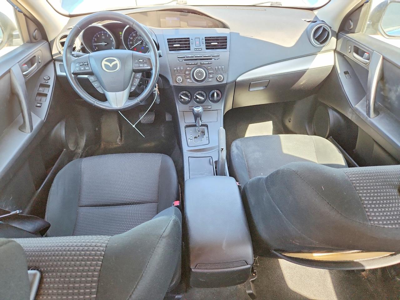 Mazda 3 I