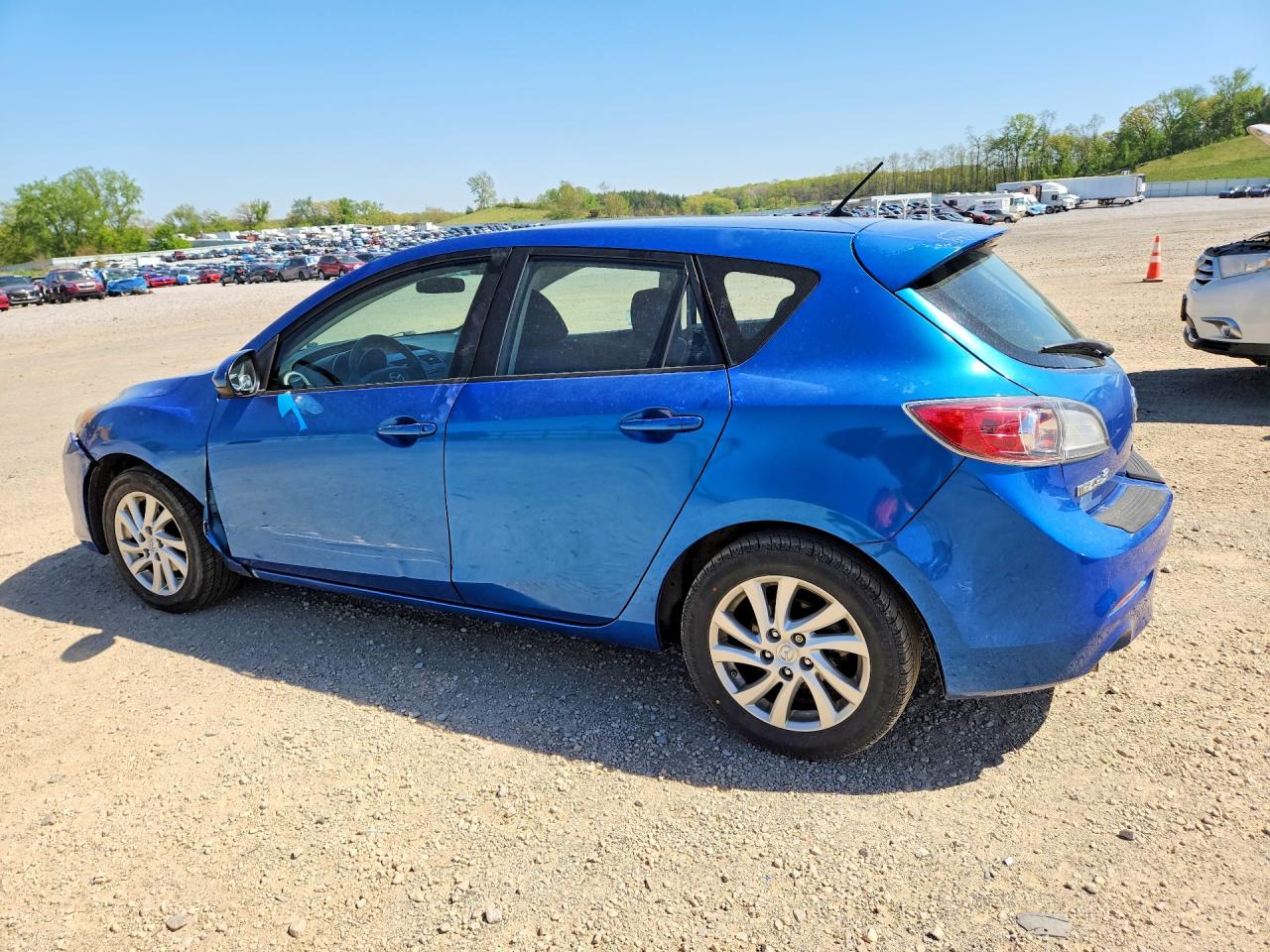 Mazda 3 I