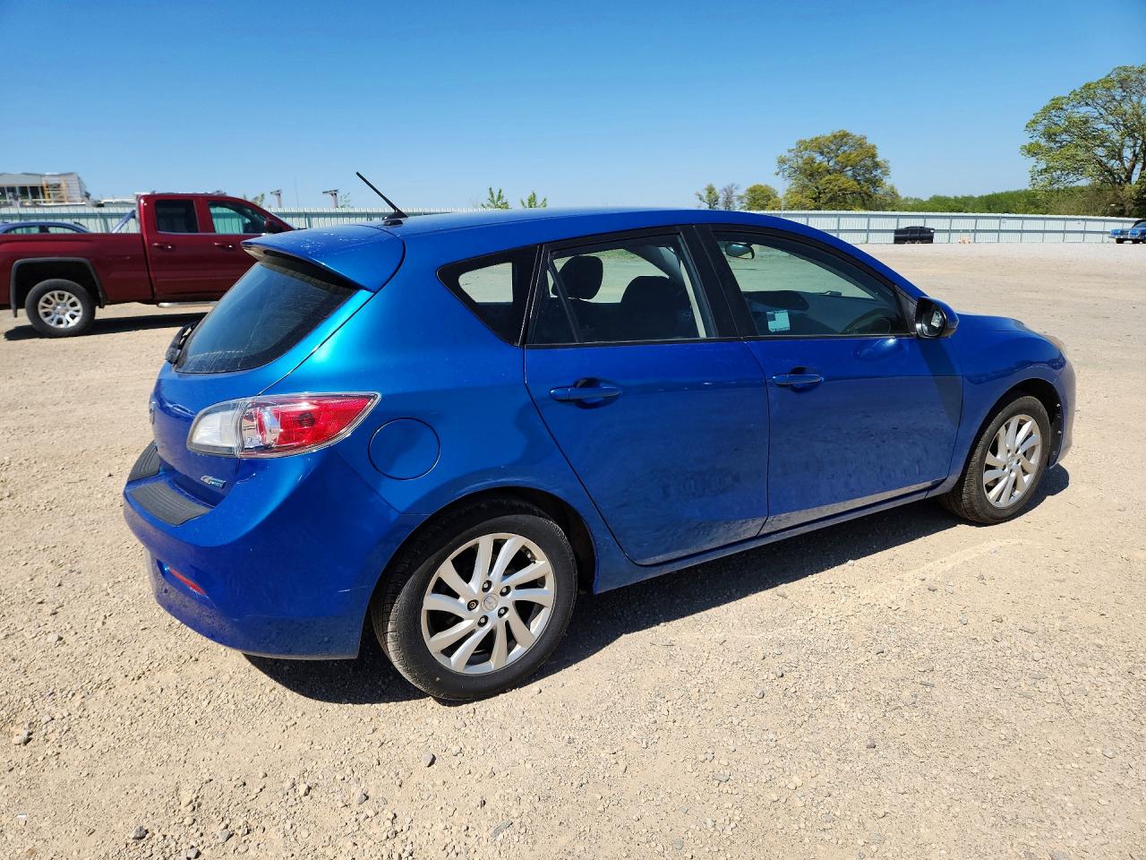 Mazda 3 I