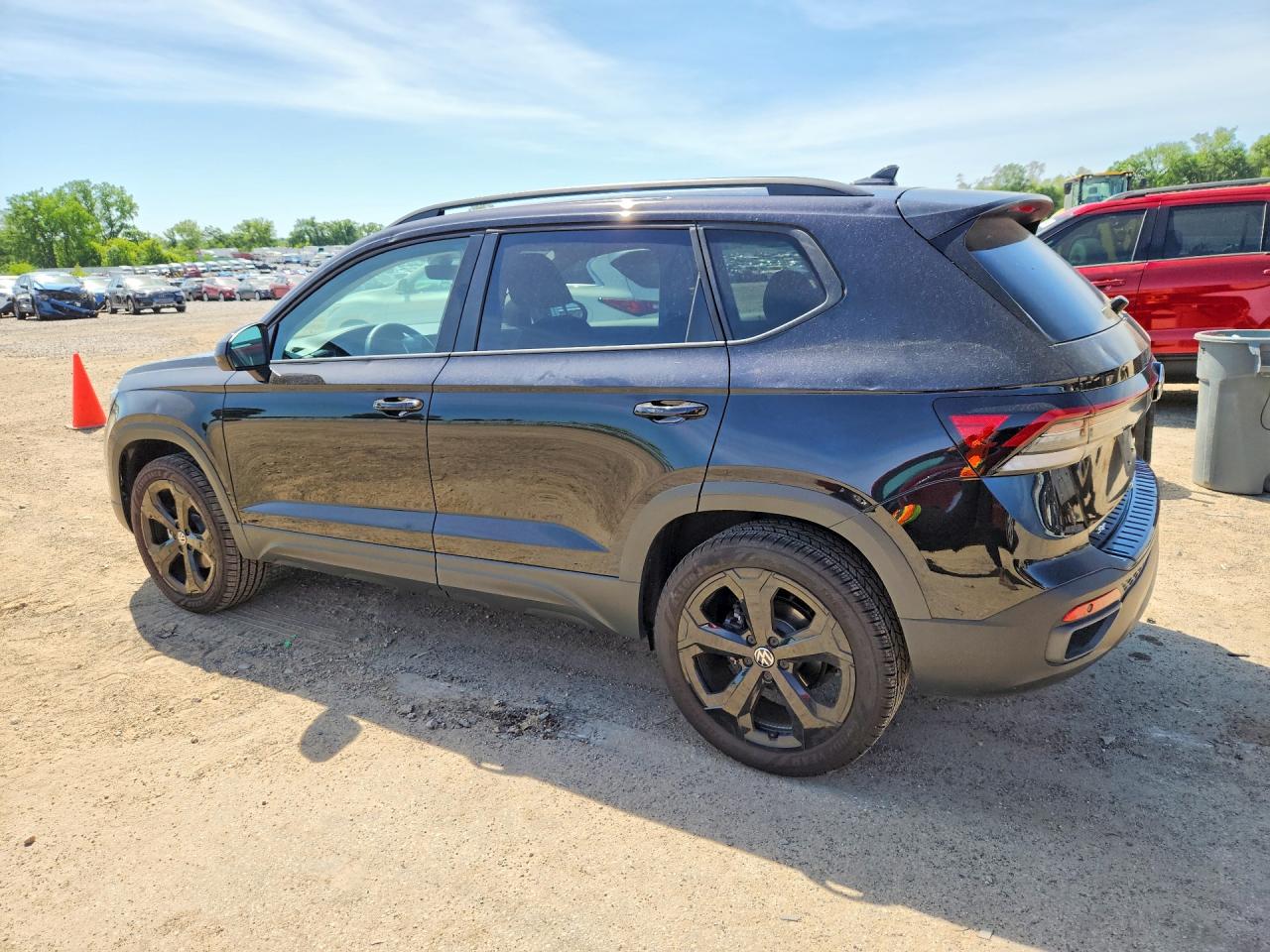 Volkswagen Taos Se Black