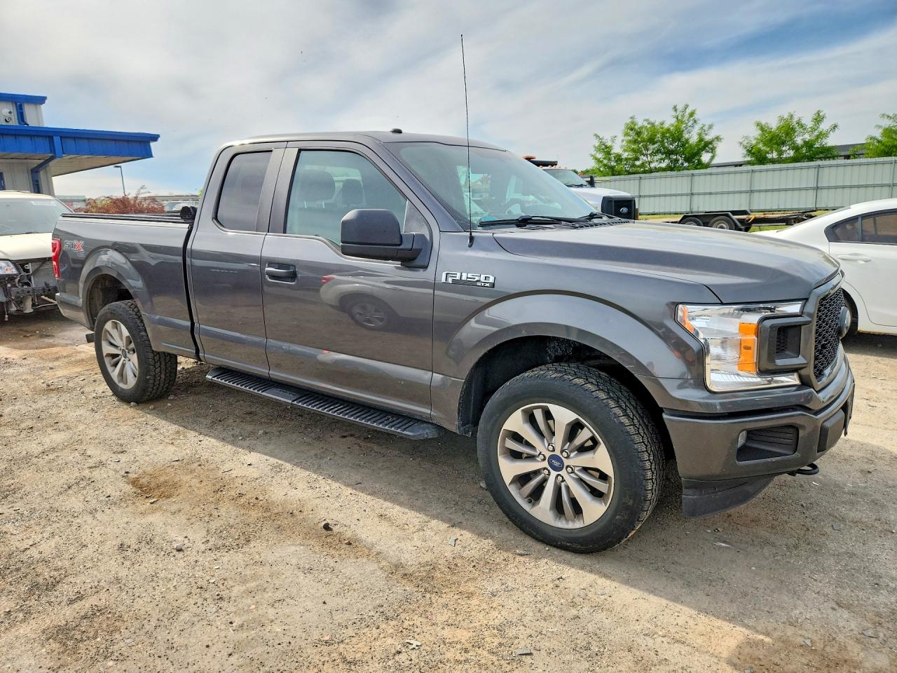 Ford F-150 Super Cab