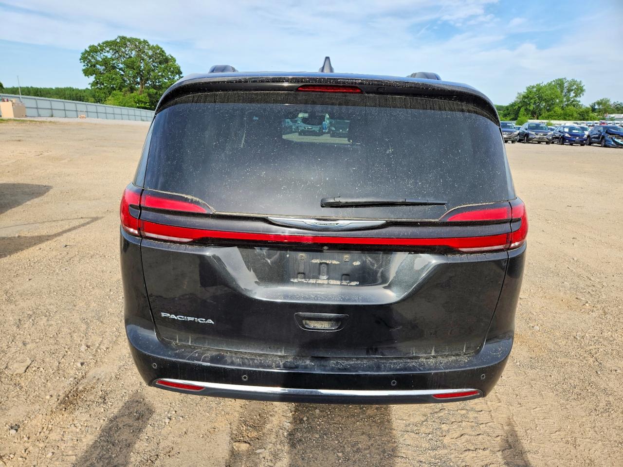 Chrysler Pacifica Touring L