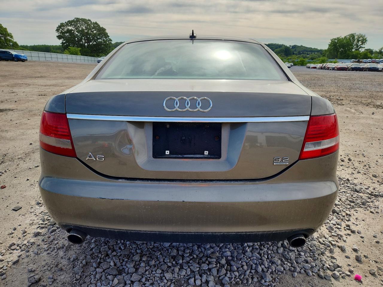 Audi A6 3.2 Quattro