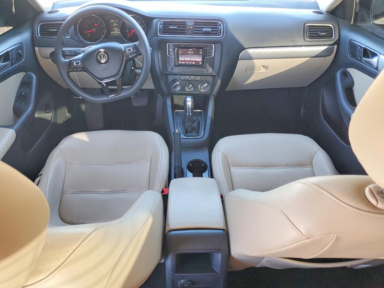 Volkswagen Jetta Se