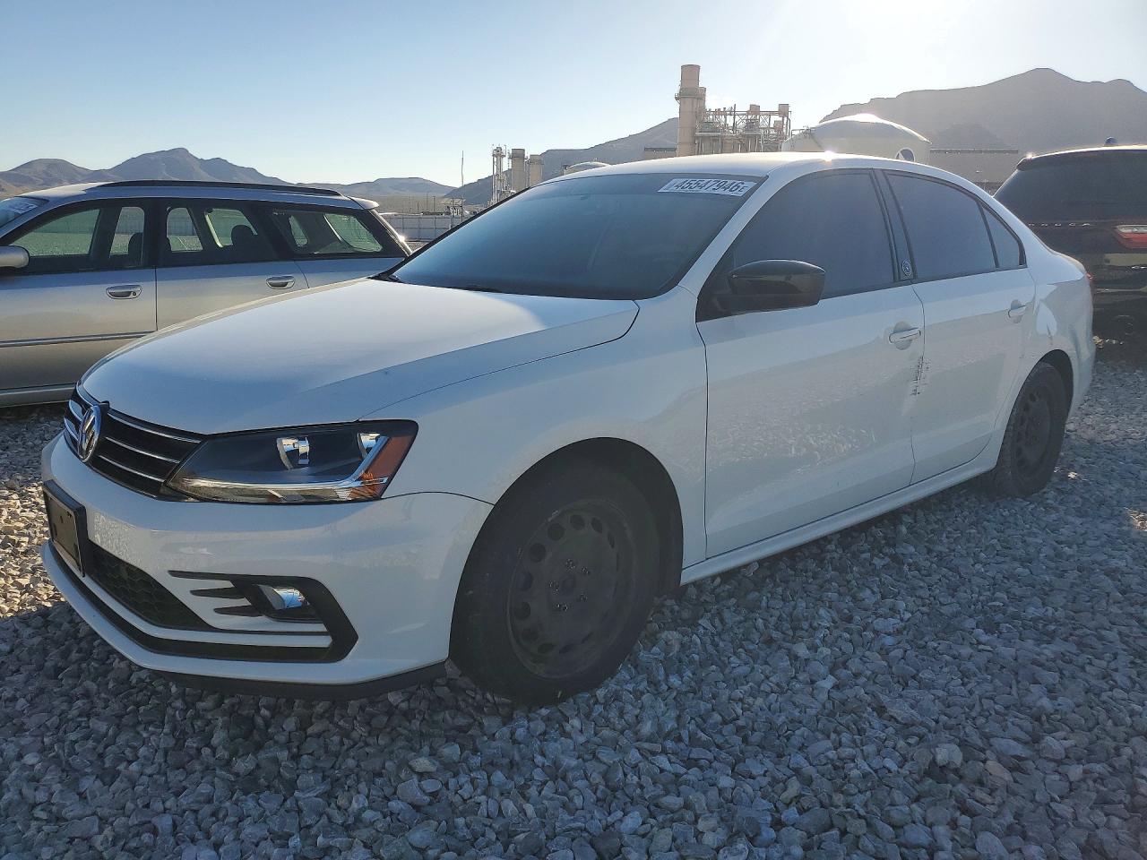 Salvage Volkswagen Jetta Image