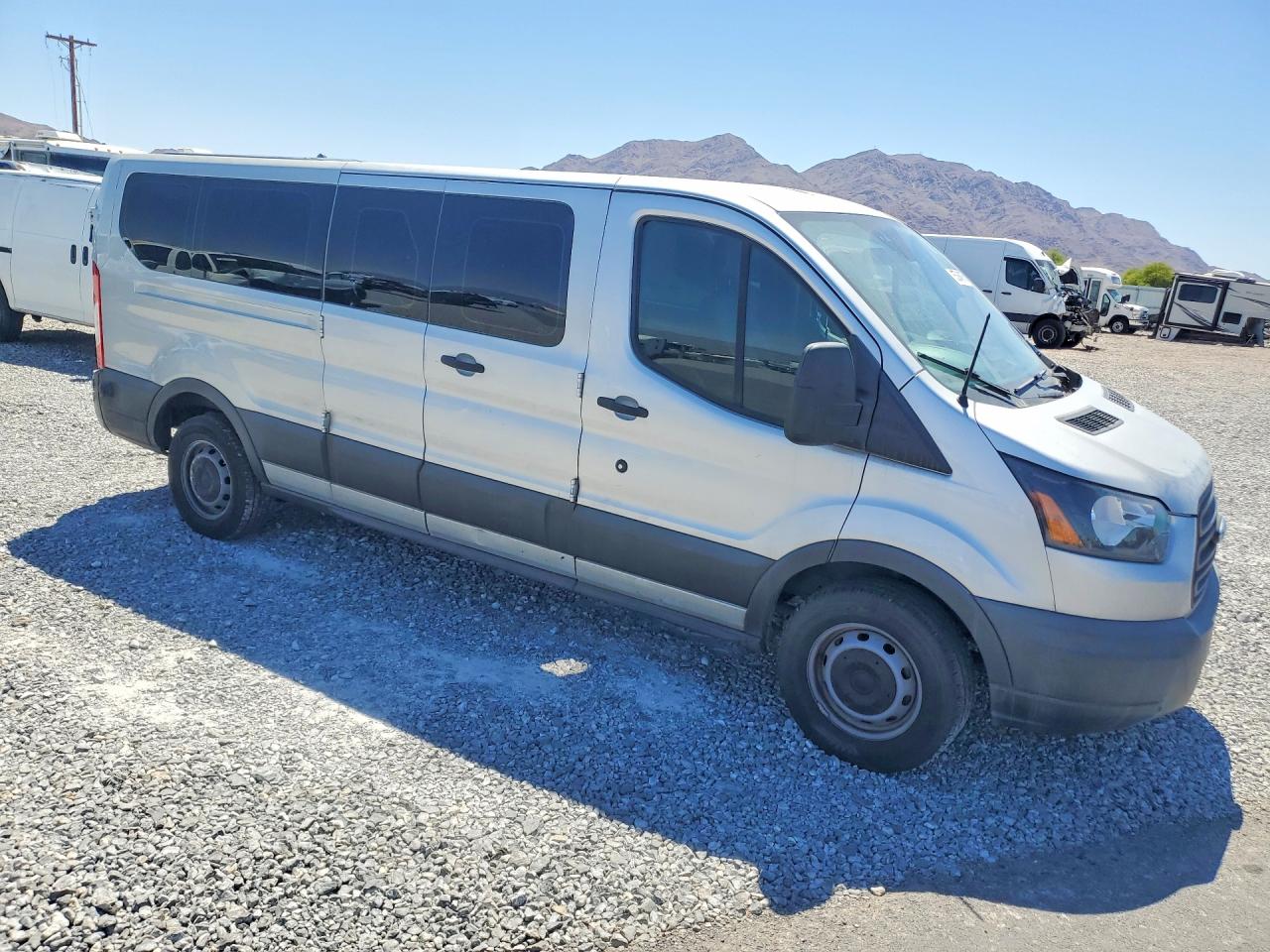 Ford Transit T-350