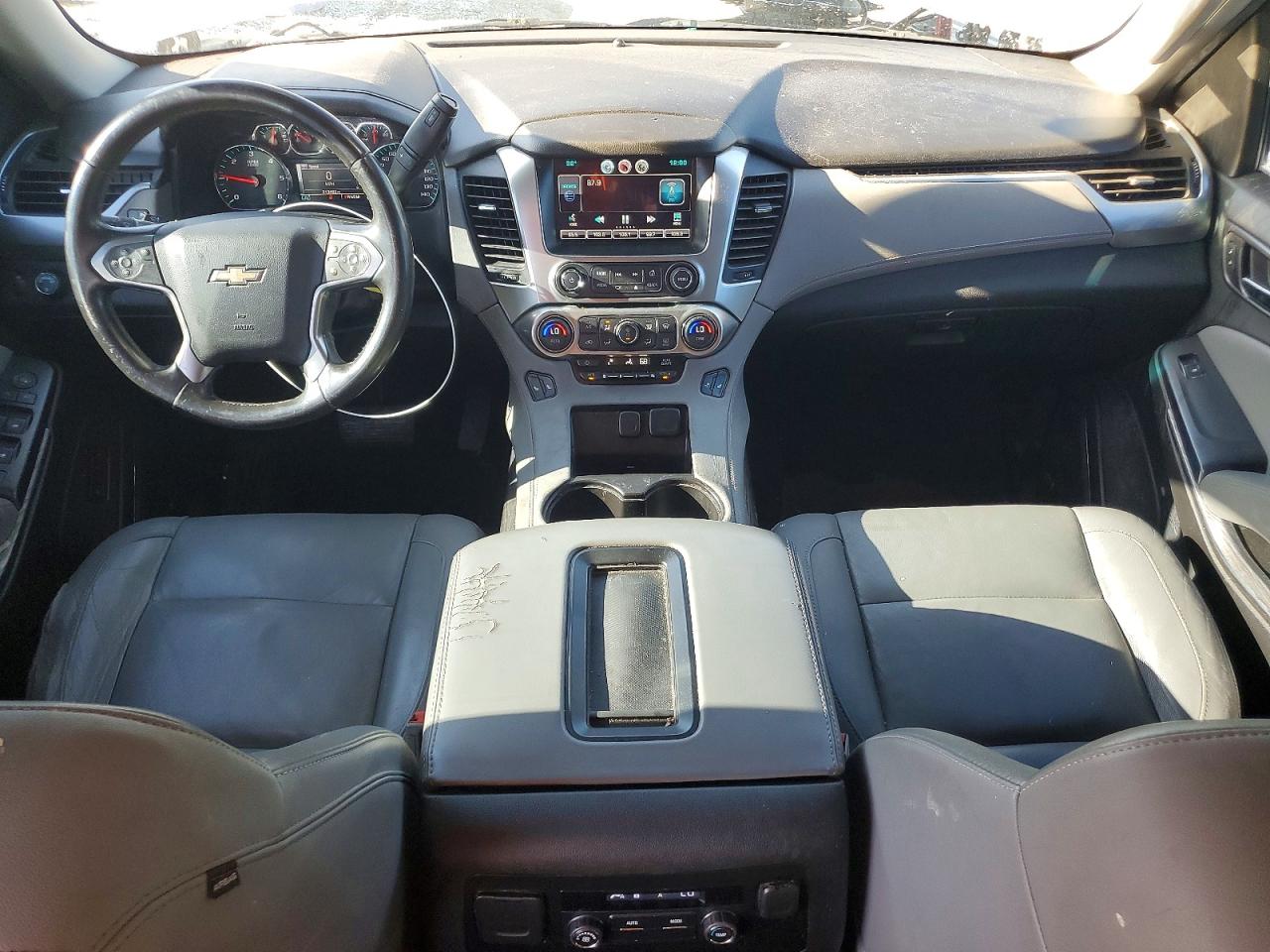 Chevrolet Suburban C1500 Lt