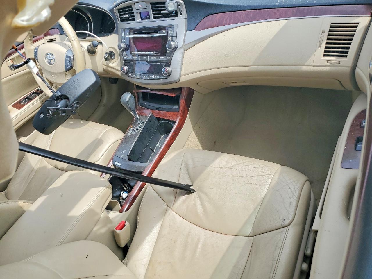 Toyota Avalon Base