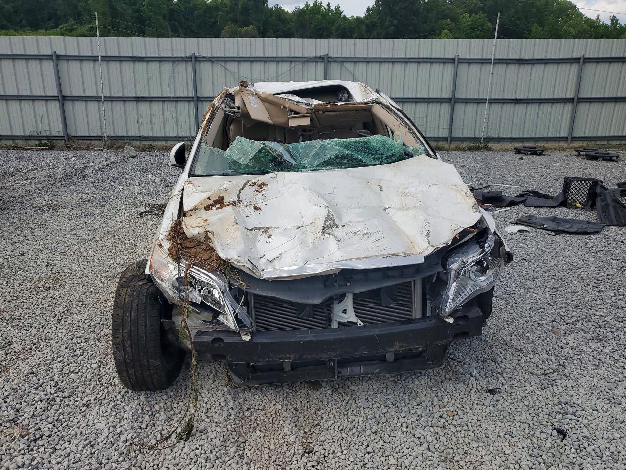 Toyota Avalon Base