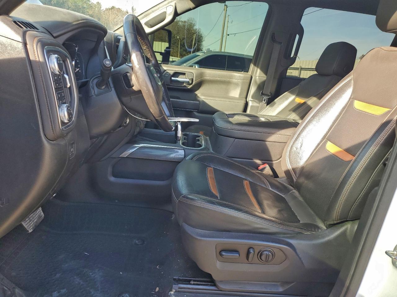 GMC Sierra K2500 At4