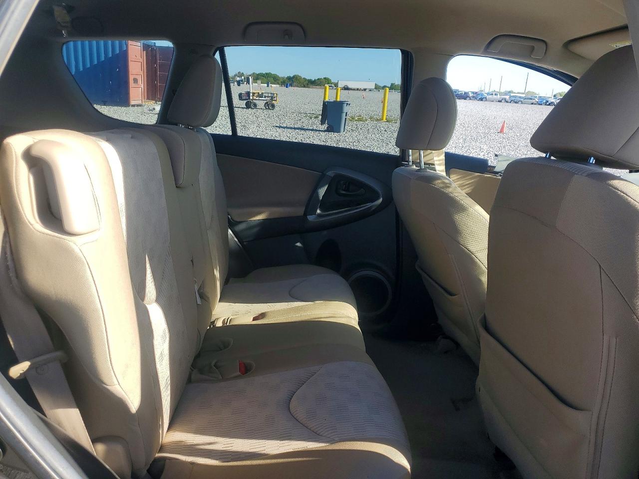 Toyota RAV4 Base