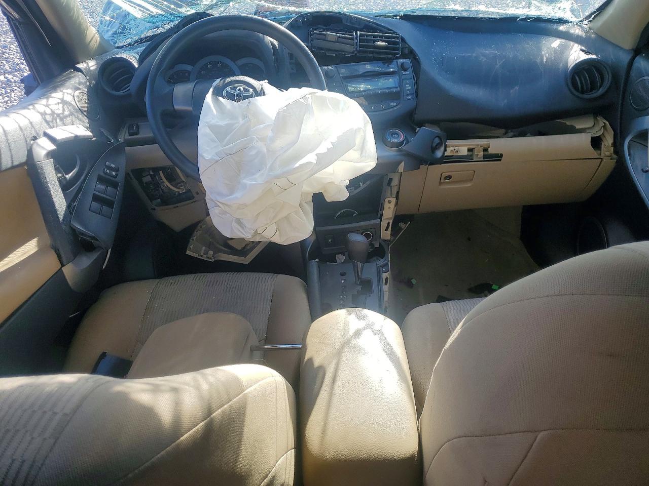 Toyota RAV4 Base