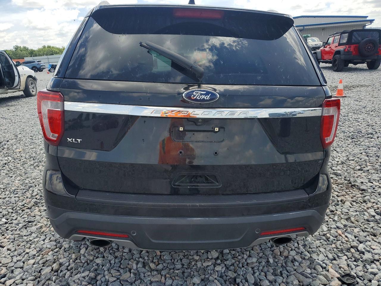 Ford Explorer Xlt