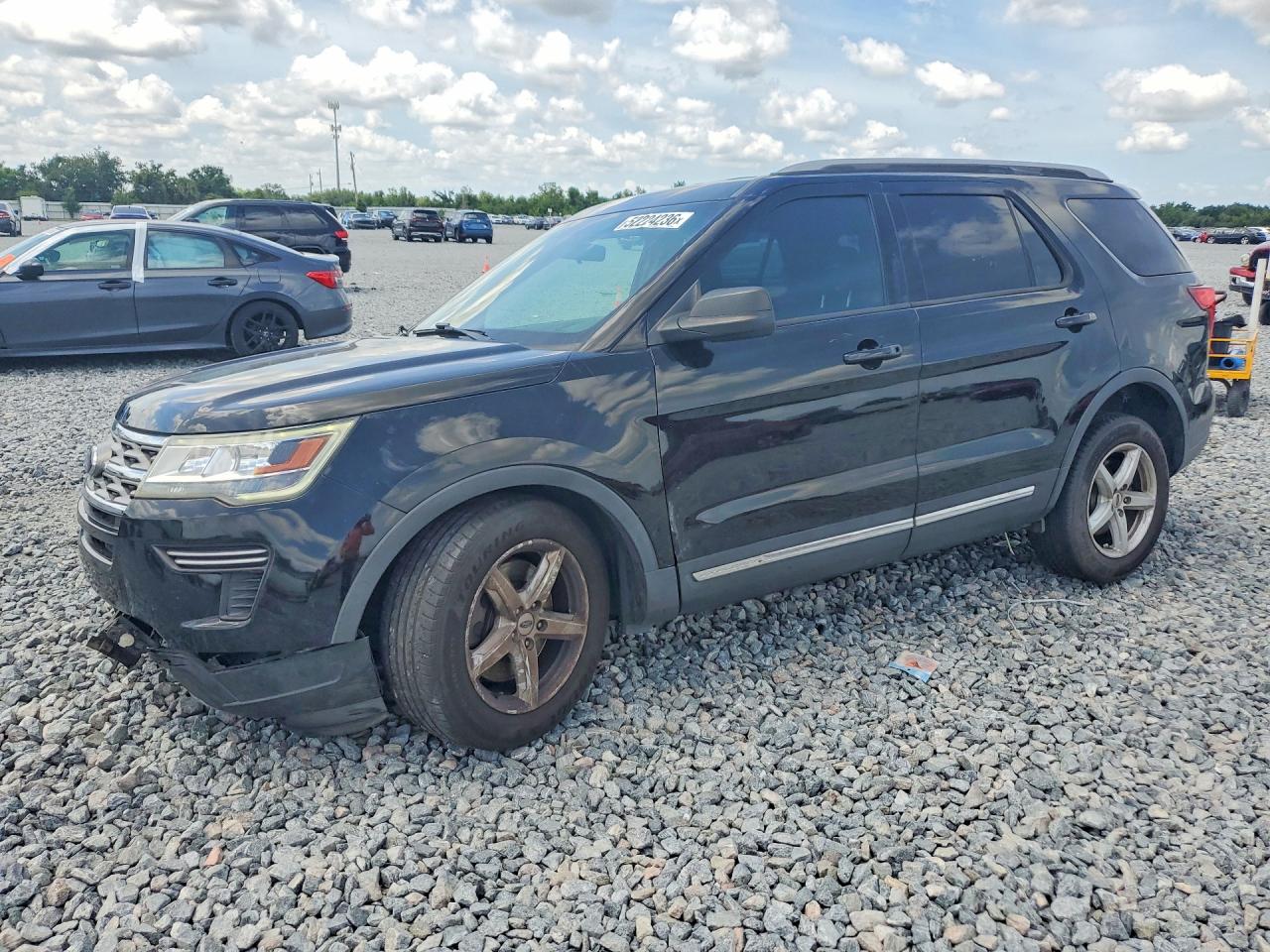Salvage Ford Explorer Image
