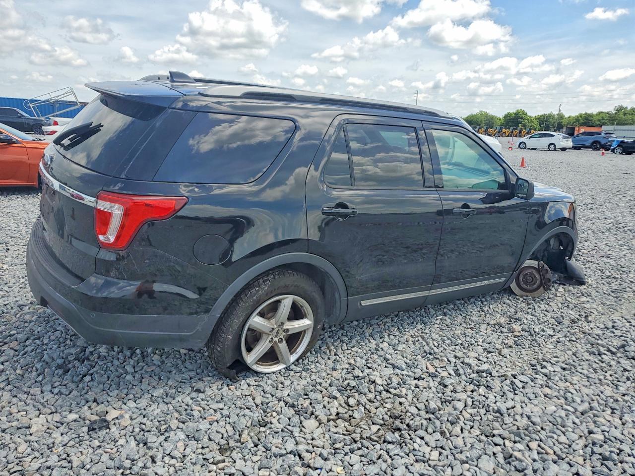 Ford Explorer Xlt