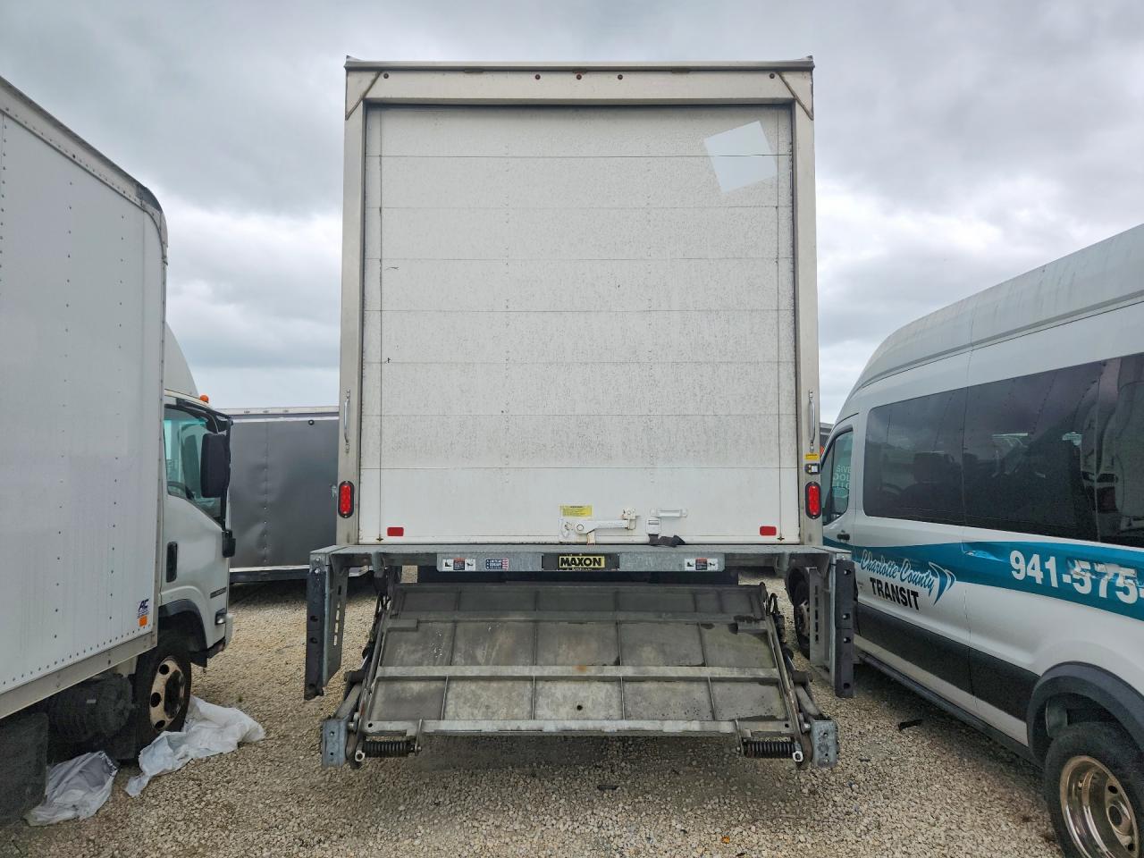 Freightliner M2