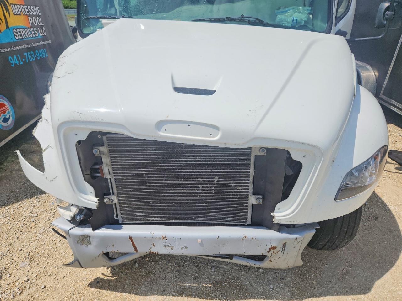 Freightliner M2
