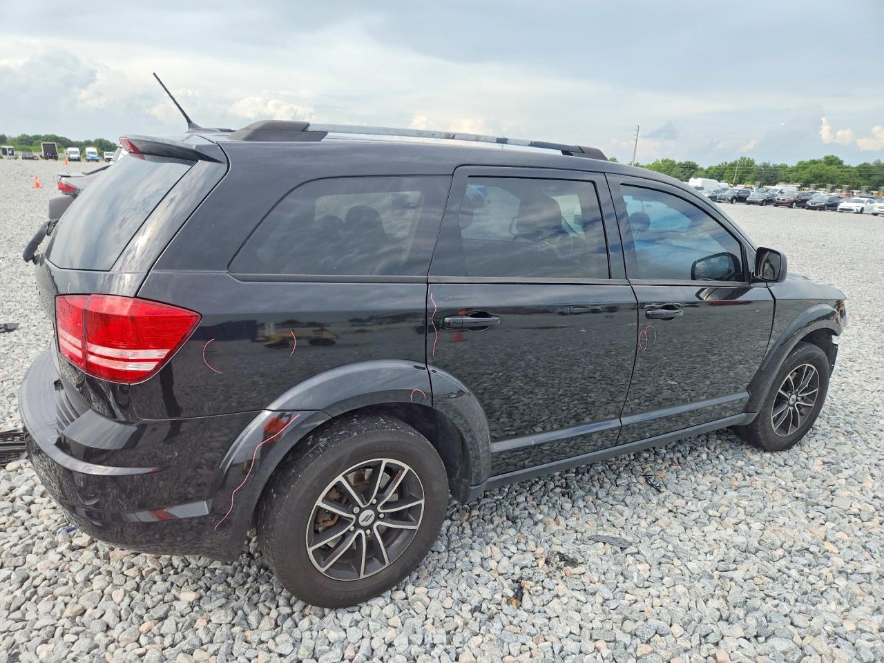 Dodge Journey Se