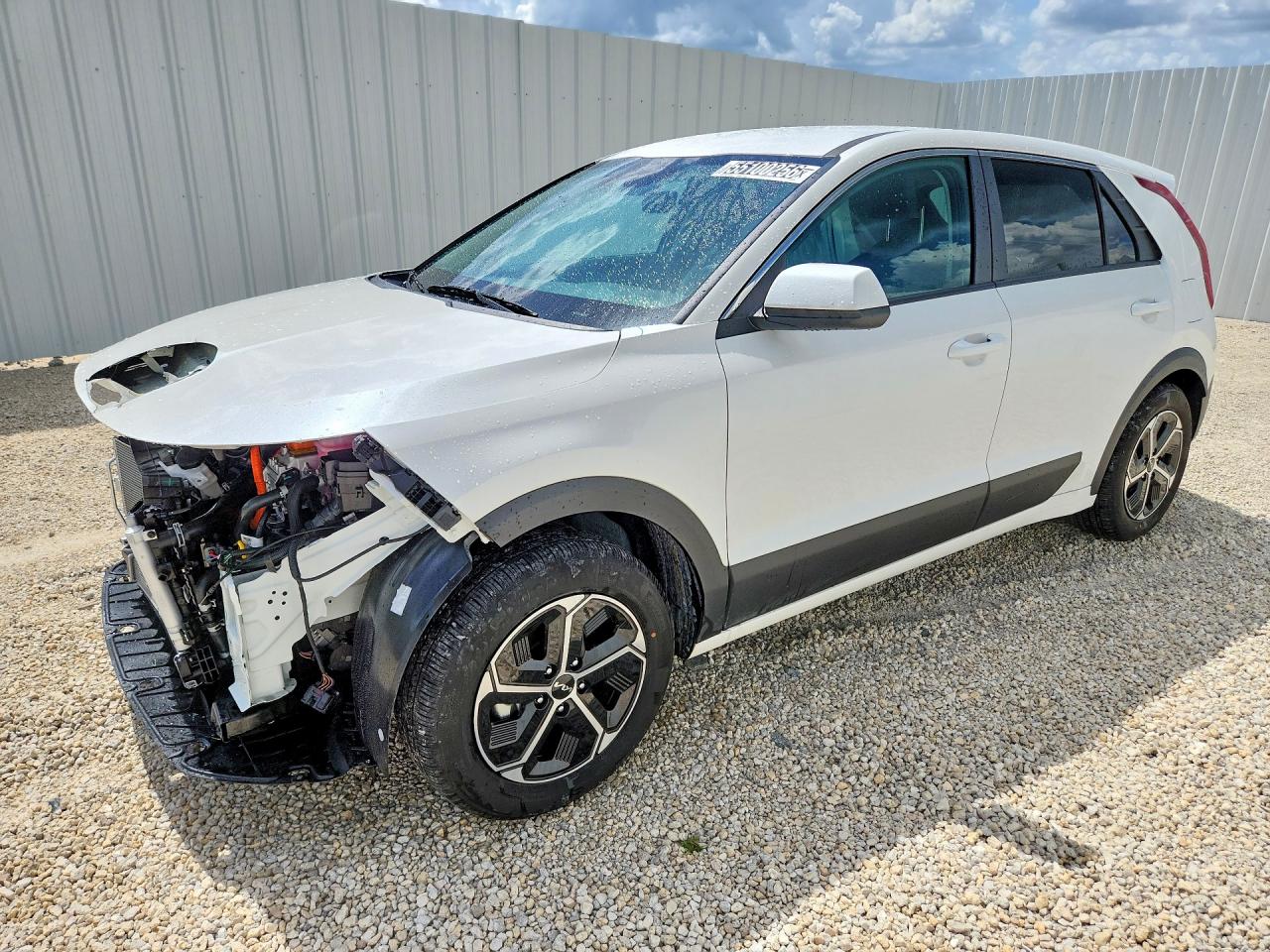 Salvage Kia Niro Image