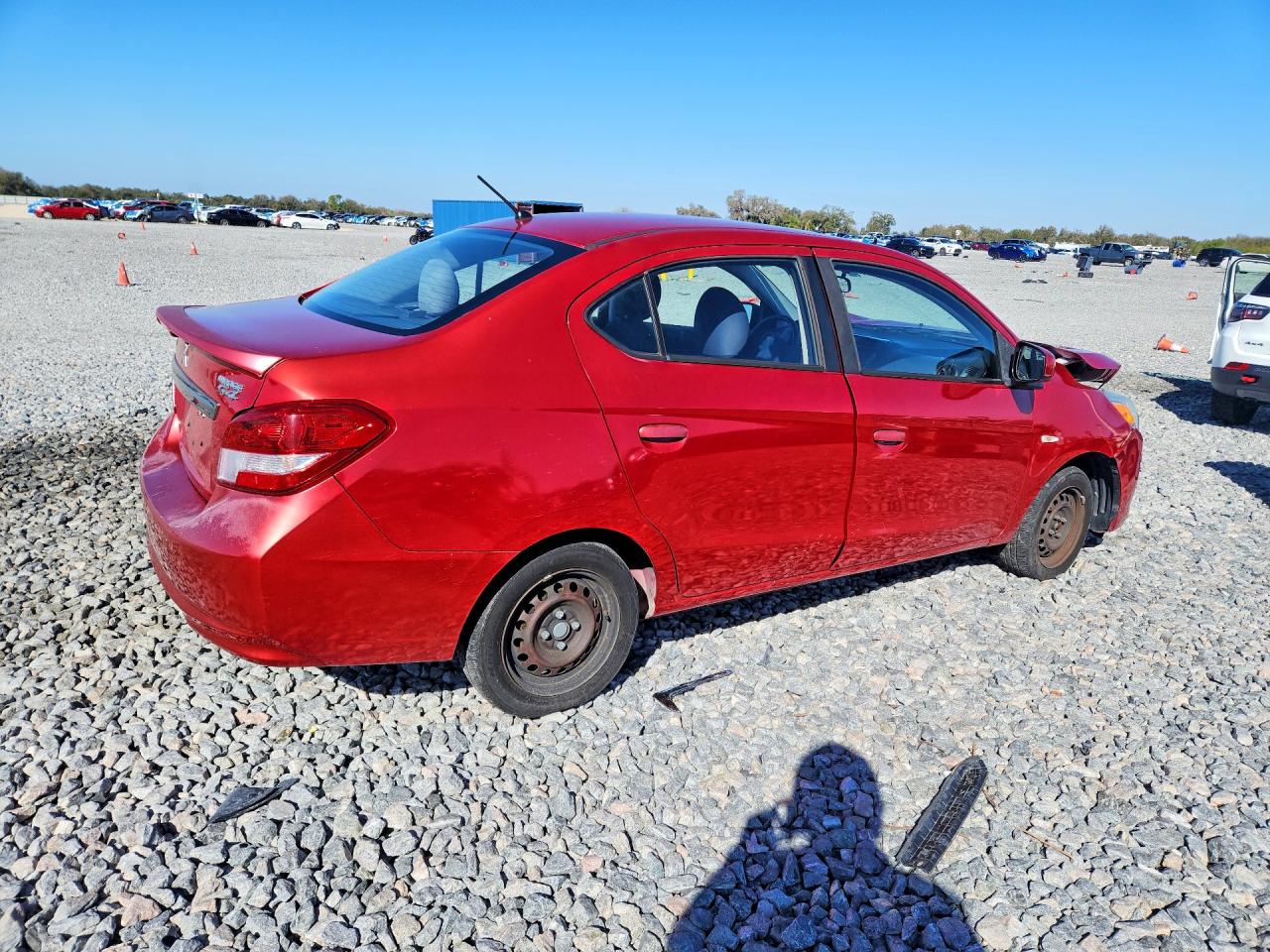 Mitsubishi Mirage G4 Es
