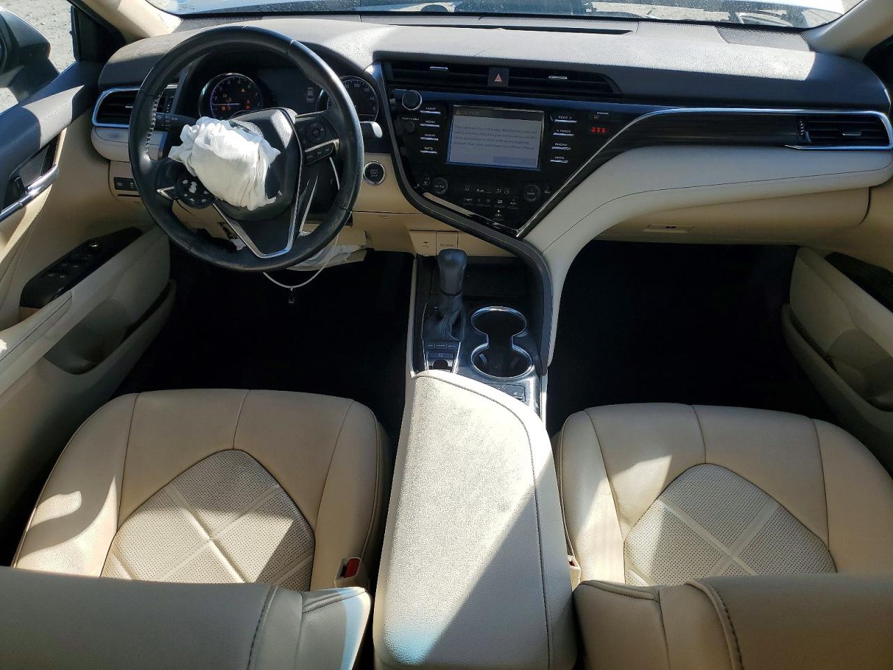 Toyota Camry Xle