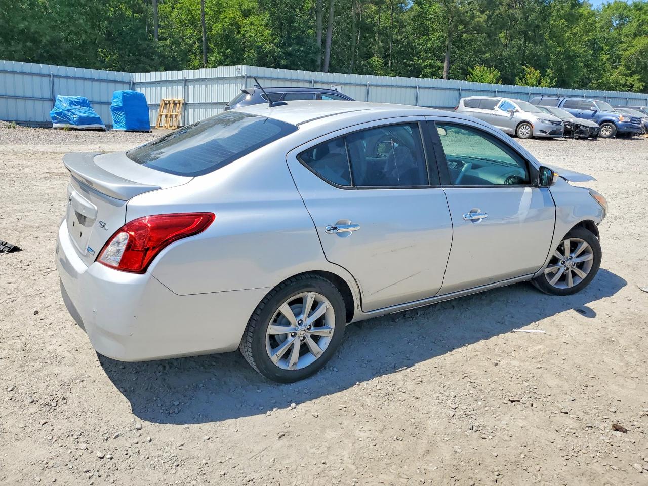 Nissan Versa 1.6 Sl