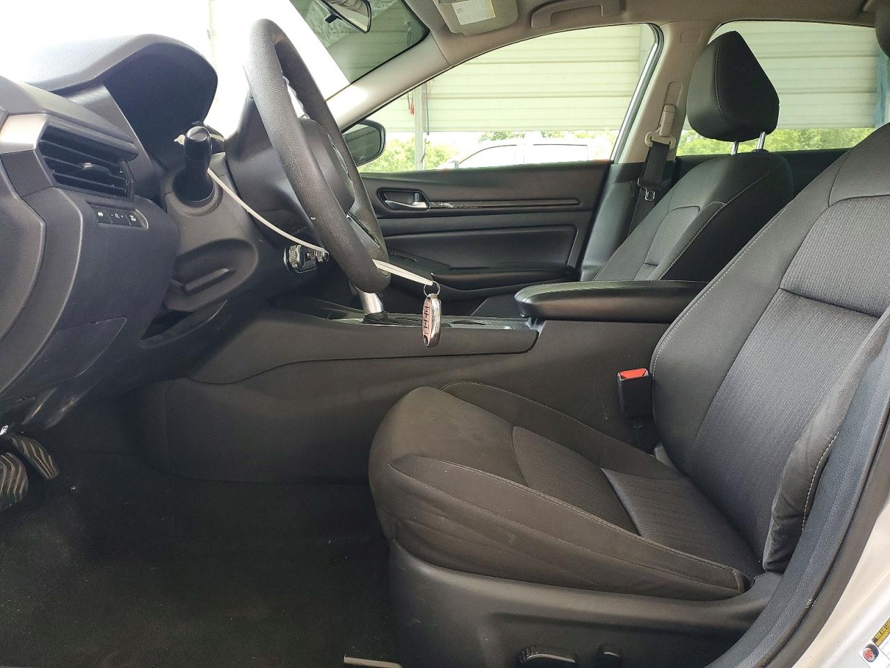 Nissan Altima S