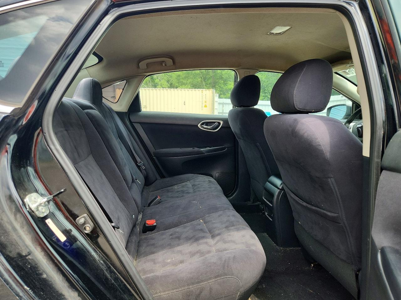 Nissan Sentra S