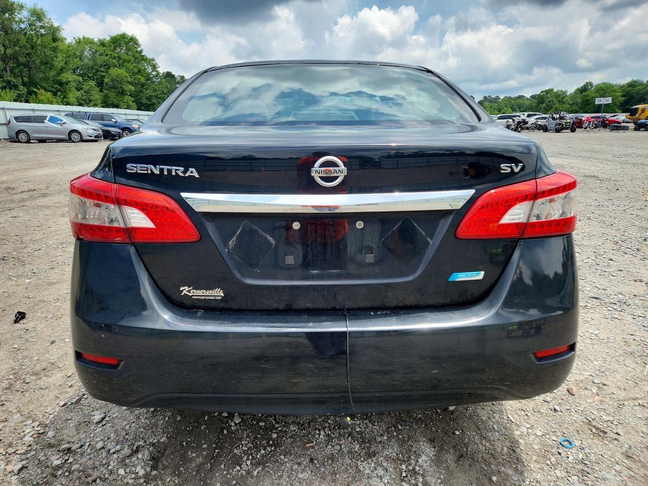 Nissan Sentra S