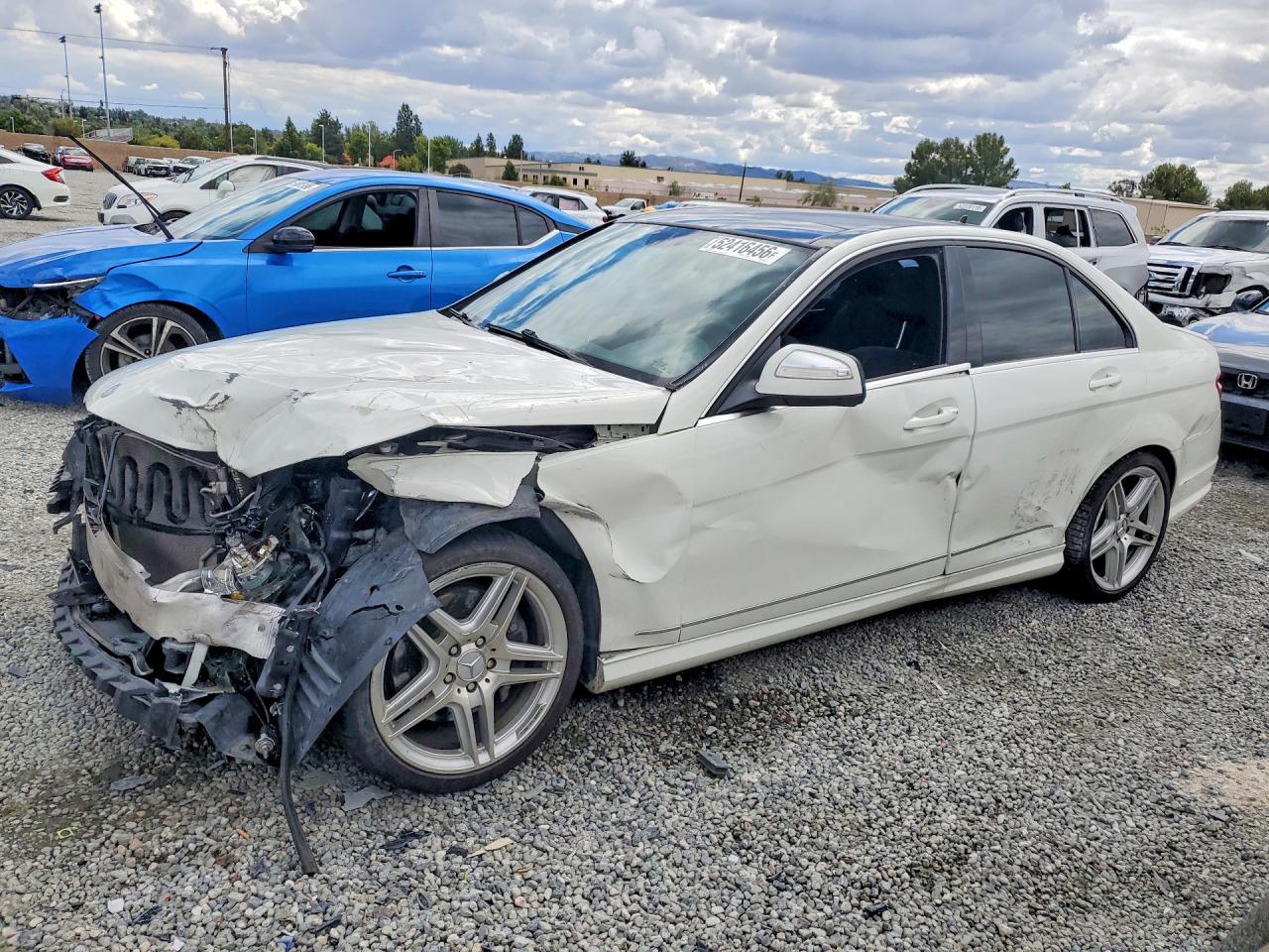 Salvage Mercedes-Benz C-Class Image