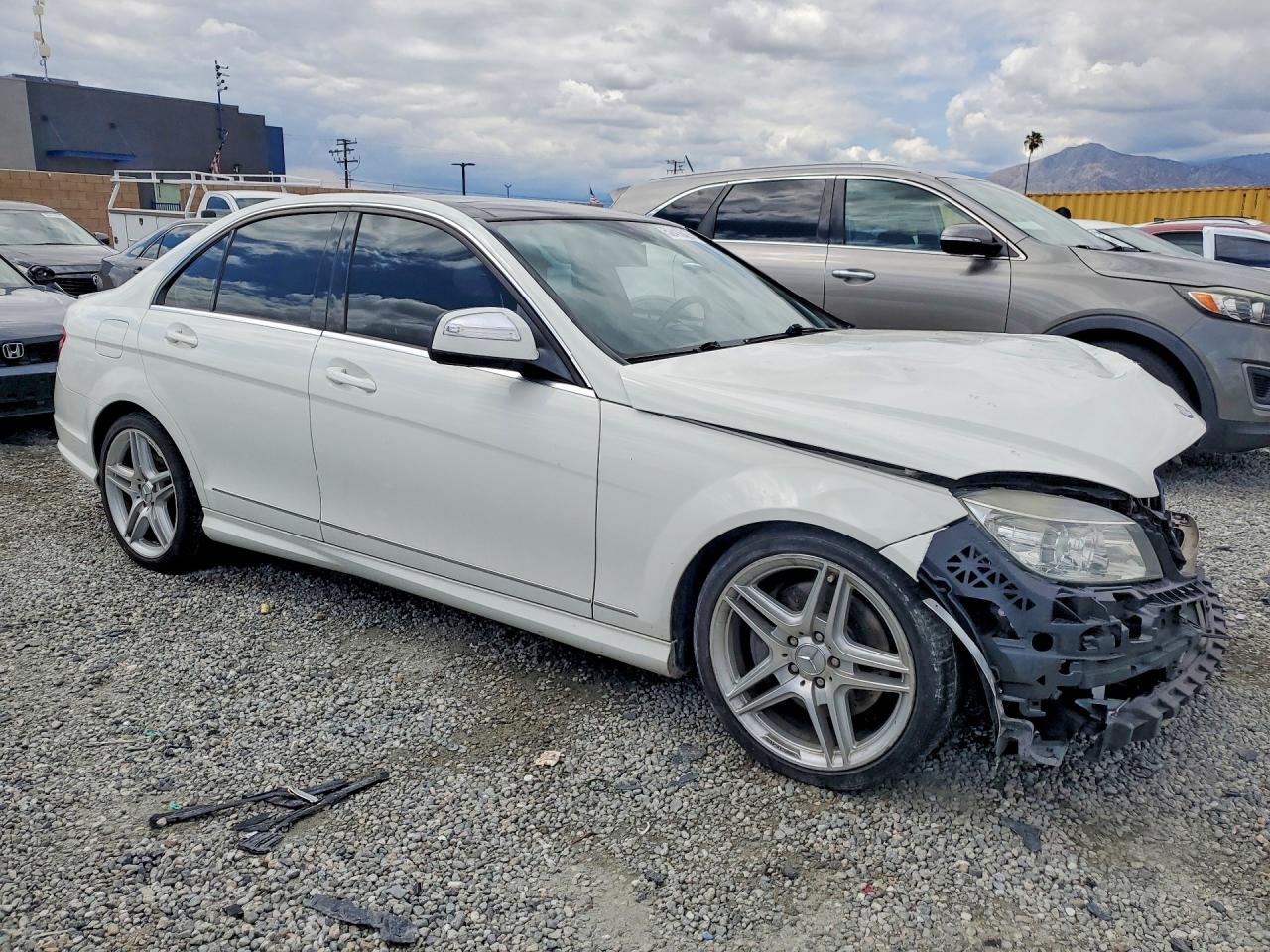 Mercedes-Benz C-Class 350