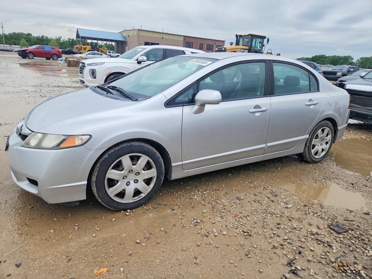 Salvage Honda Civic Image