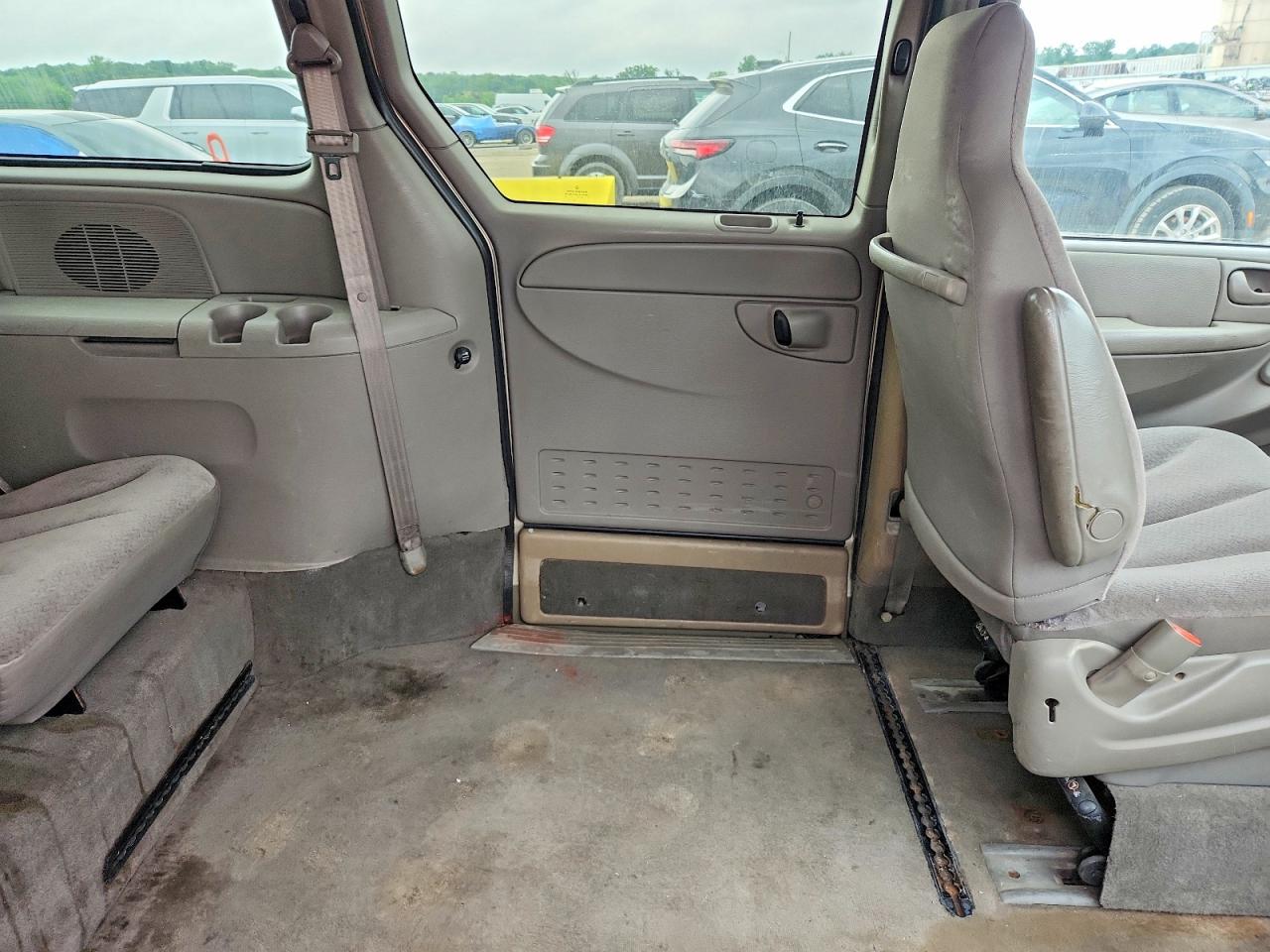 Dodge Caravan El