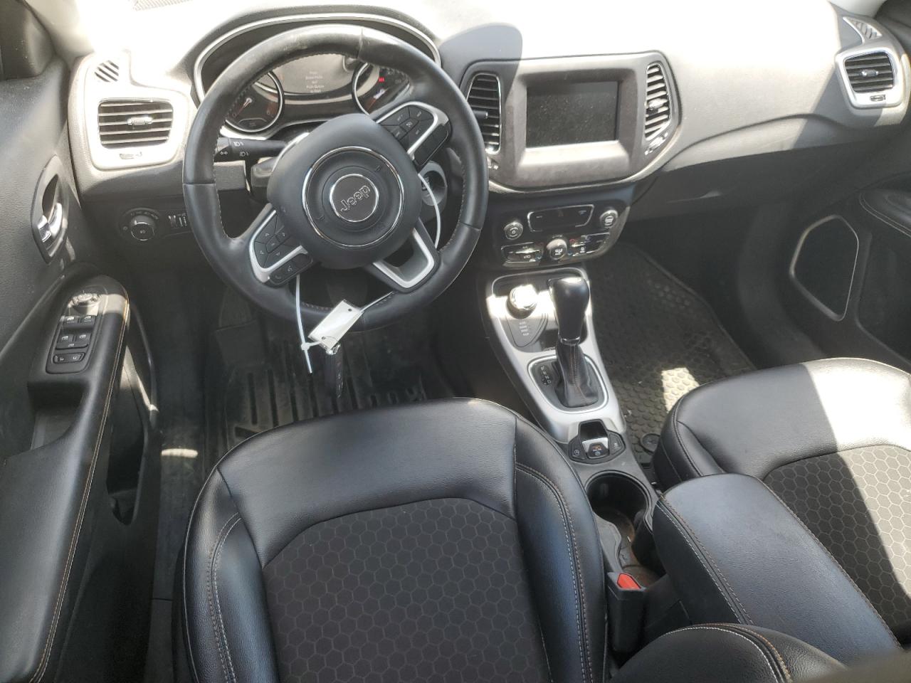 Jeep Compass Latitude