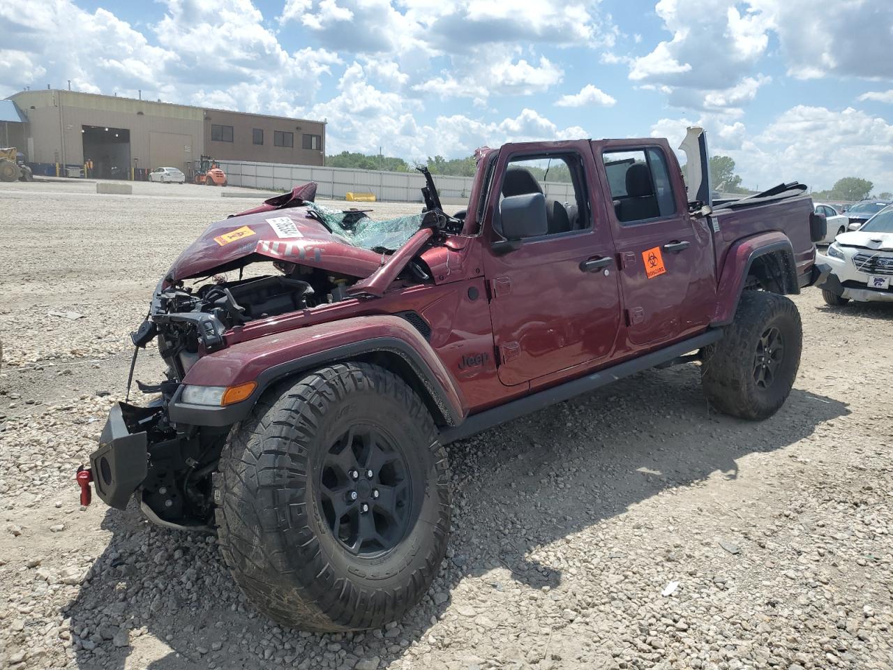 Salvage Jeep Gladiator Image