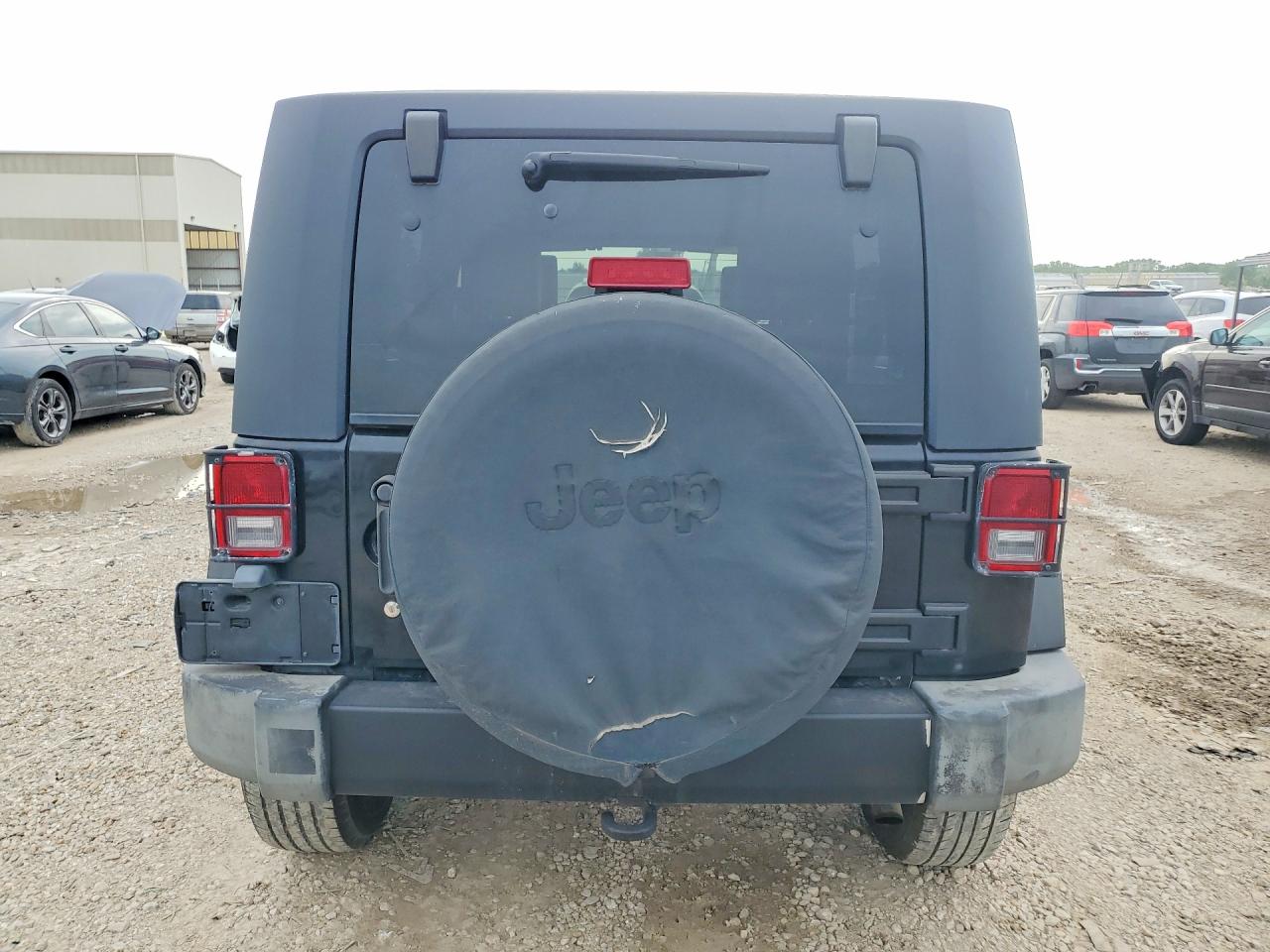 Jeep Wrangler Sahara