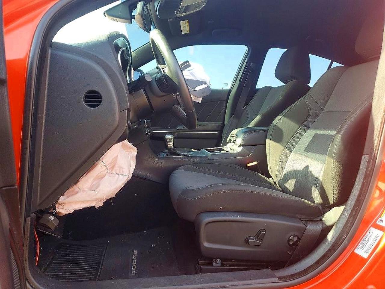 Dodge Charger Sxt