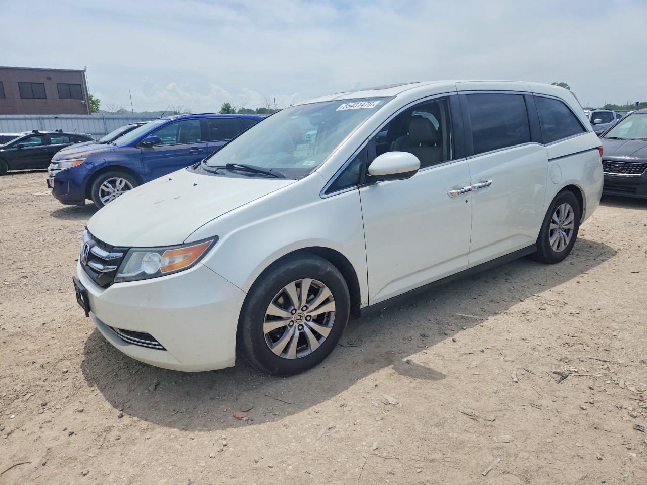 Salvage Honda Odyssey Image