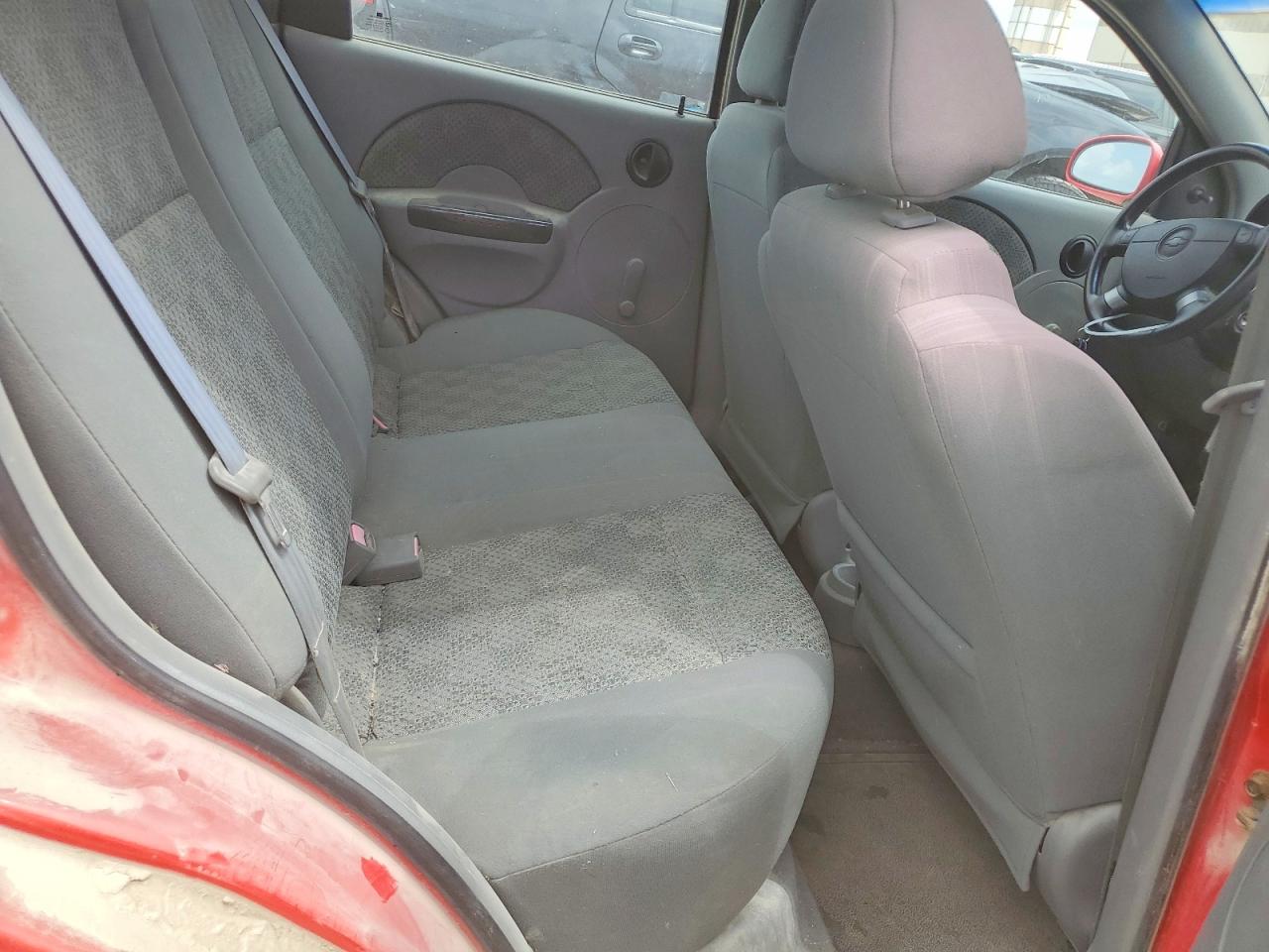 Chevrolet Aveo Base