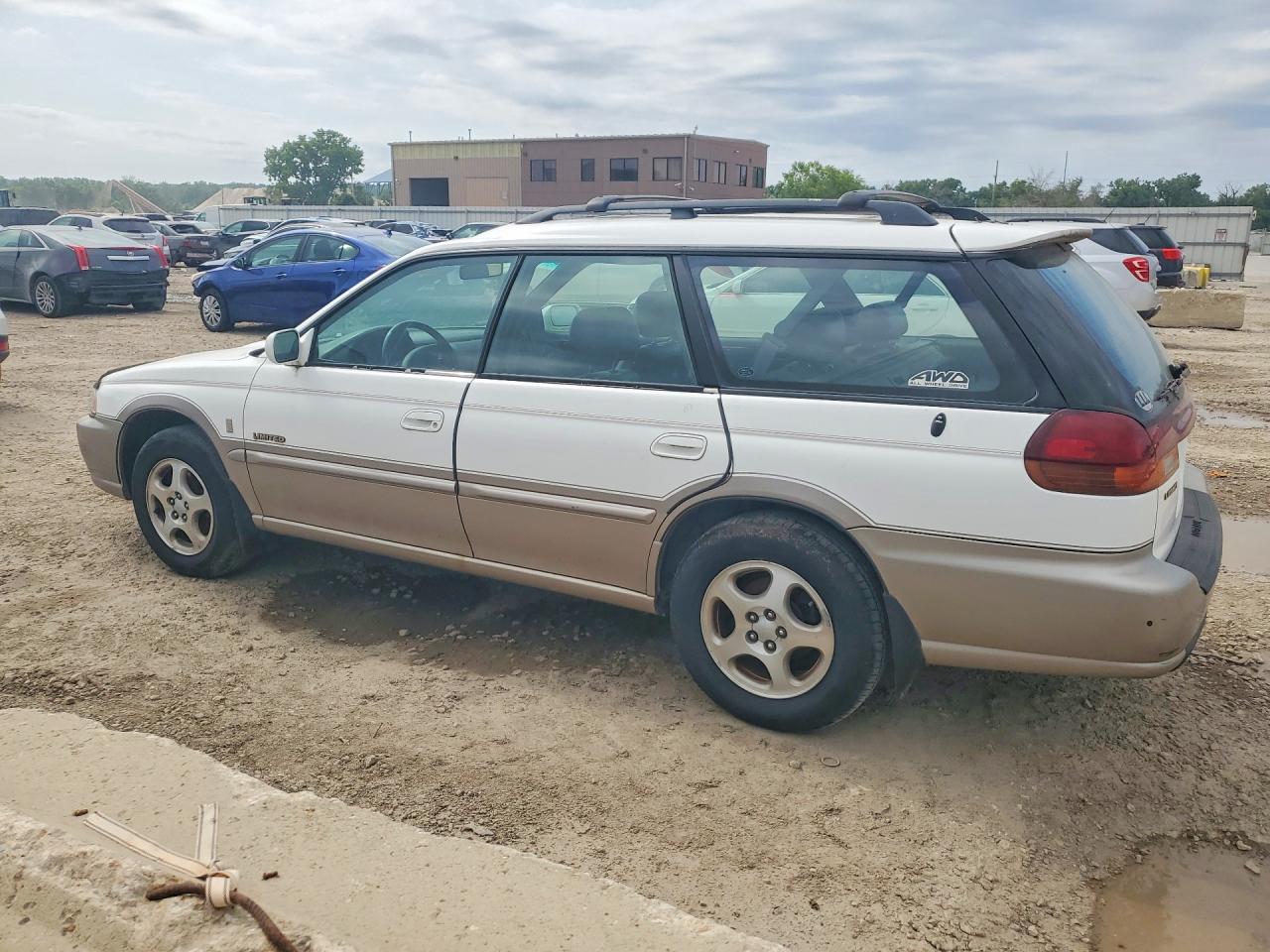 Subaru Legacy Outback