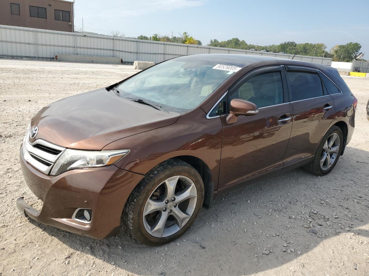 Salvage Toyota Venza Image