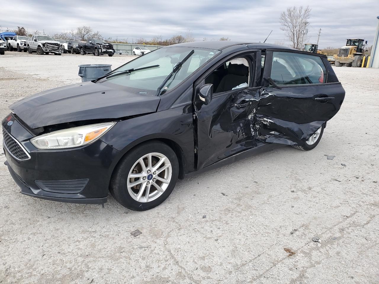 Salvage Ford Focus Image