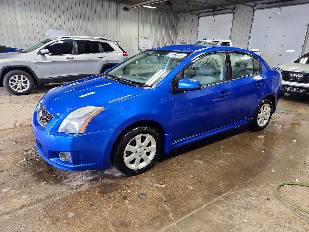 Salvage Nissan Sentra Image