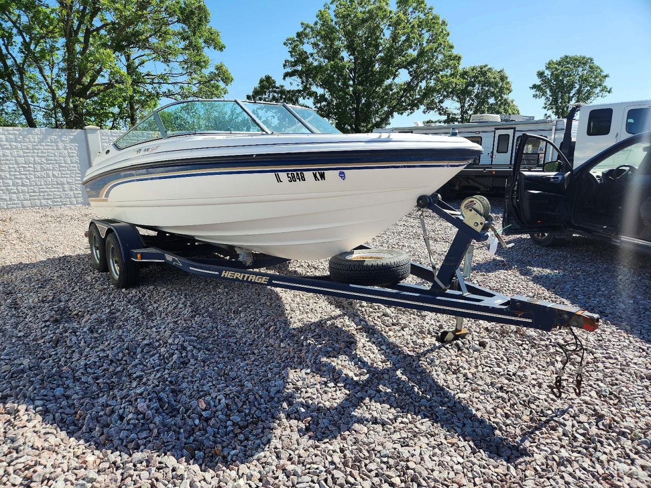 Salvage Chaparral Boat Image