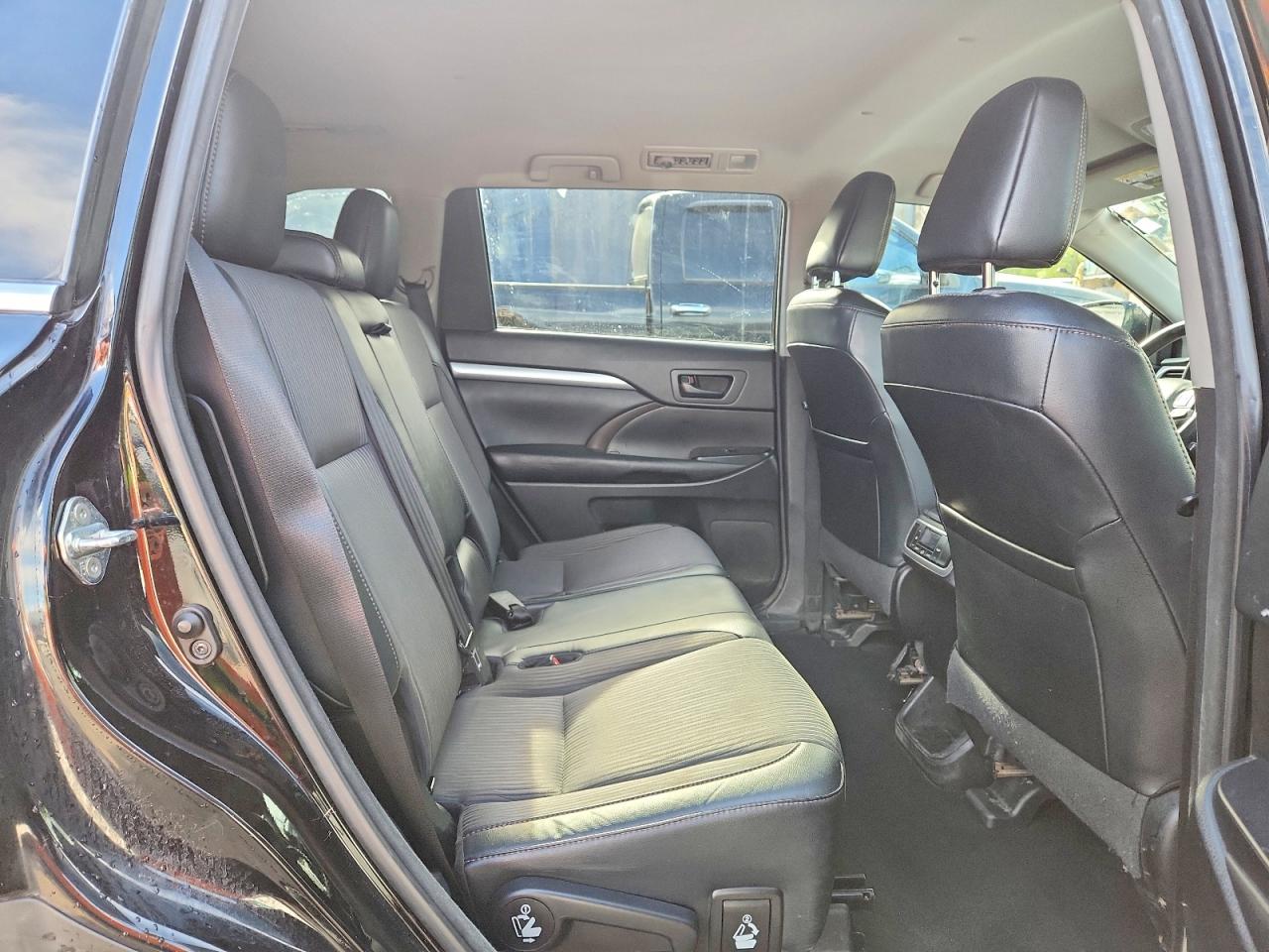 Toyota Highlander Le Plus